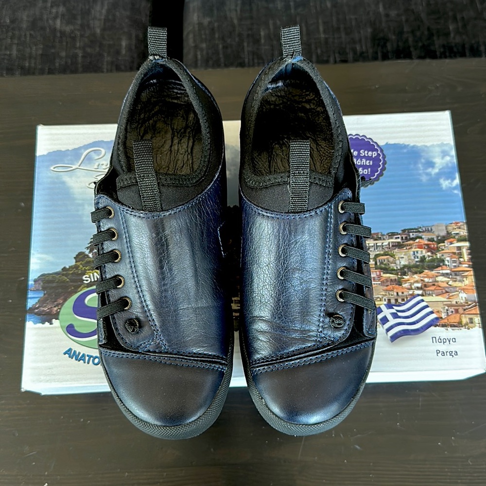 Safe Step comfort slip ons, Ladies size 35, Dark Blue